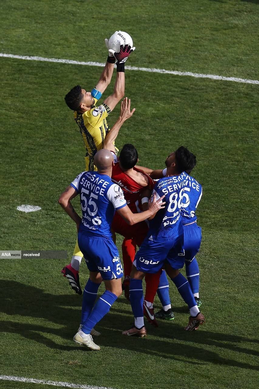 واکنش پرسپولیس به ادعای استقلالیها/ دربی تمام شد، بهانهجویی شروع! + عکس و فیلم واکنش پرسپولیس به ادعای استقلالیها/ دربی تمام شد، بهانهجویی شروع! + عکس و فیلم