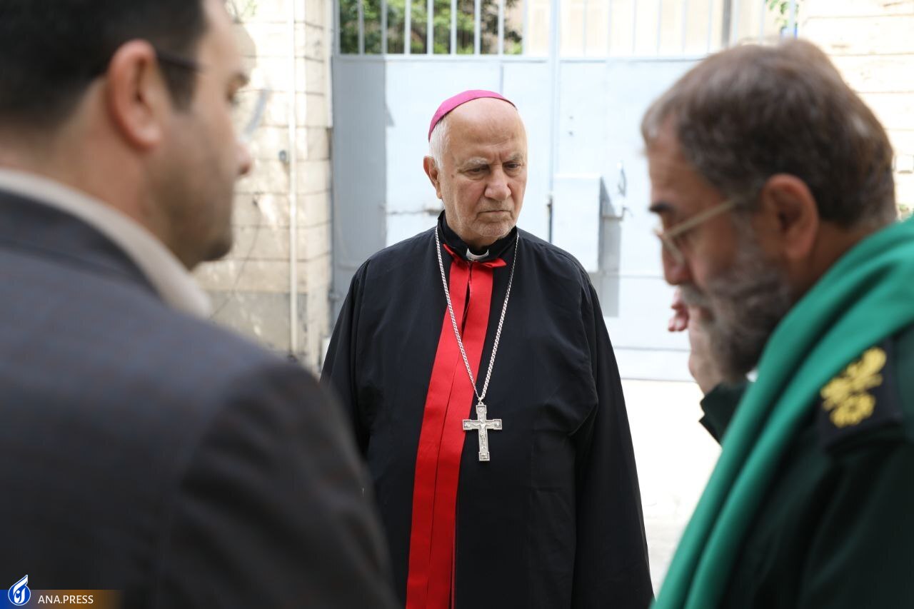 کشف و شناسایی پیکر مطهر شهید آشوری