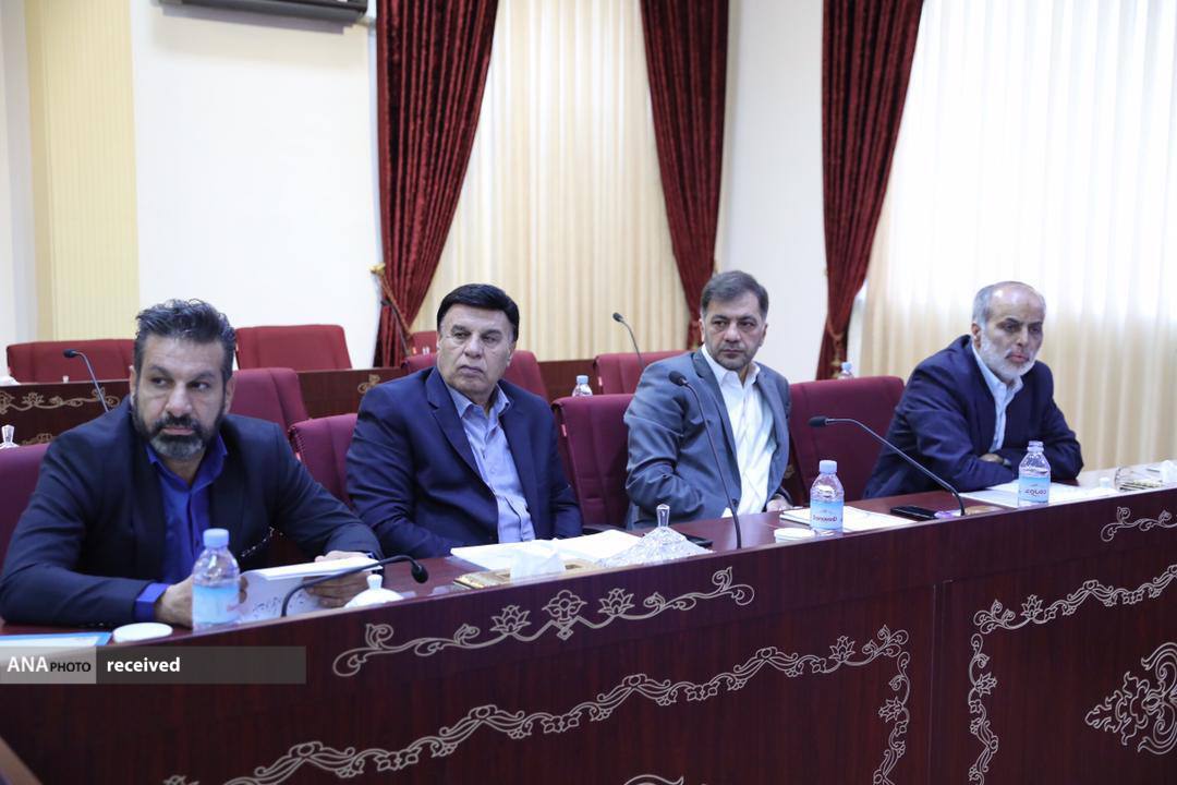 آغاز جلسه مجمع عمومی عادی باشگاه استقلال با حضور وزیر ورزش آغاز جلسه مجمع عمومی عادی باشگاه استقلال با حضور وزیر ورزش