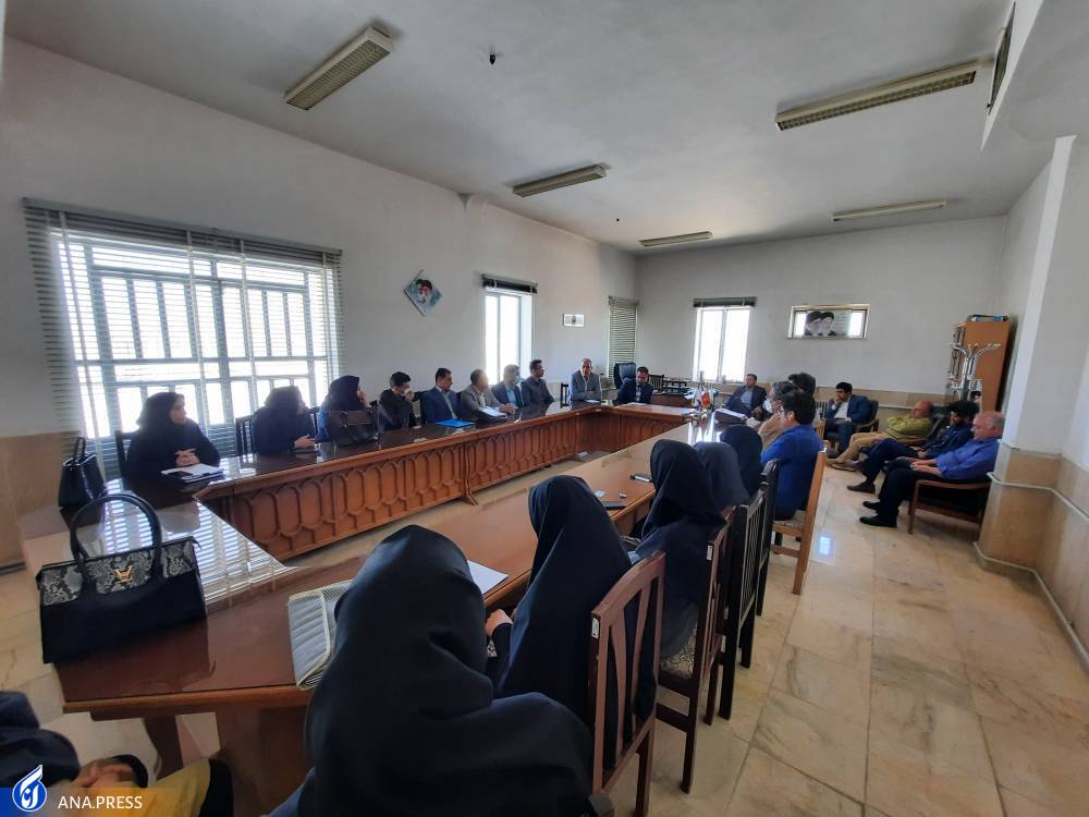 ایجاد فضای گفتمان مسیر دانشجویان را به سمت ارزش و دوری از ناهنجاری سوق میدهد ایجاد فضای گفتمان مسیر دانشجویان را به سمت ارزش و دوری از ناهنجاری سوق میدهد