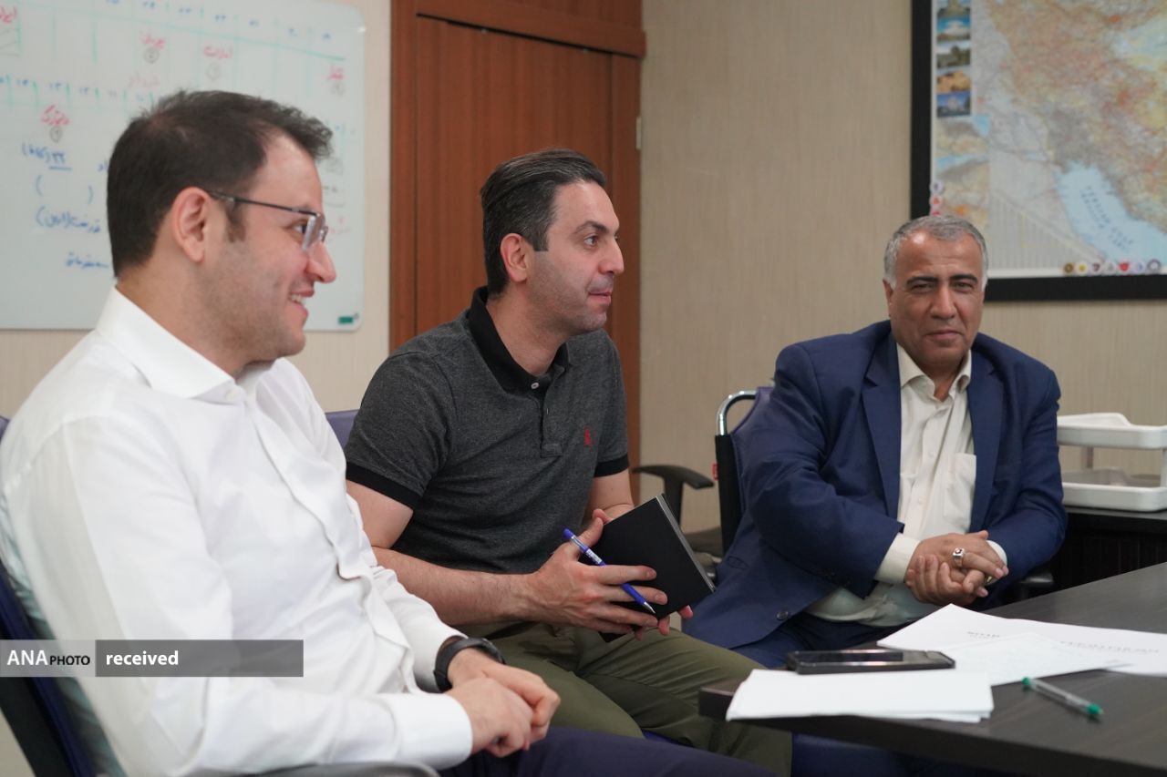 تقویم فصل آینده فوتبال ایران بررسی شد/ سه تاکید قلعهنویی در جلسه با سازمان لیگ تقویم فصل آینده فوتبال ایران بررسی شد/ سه تاکید قلعهنویی در جلسه با سازمان لیگ