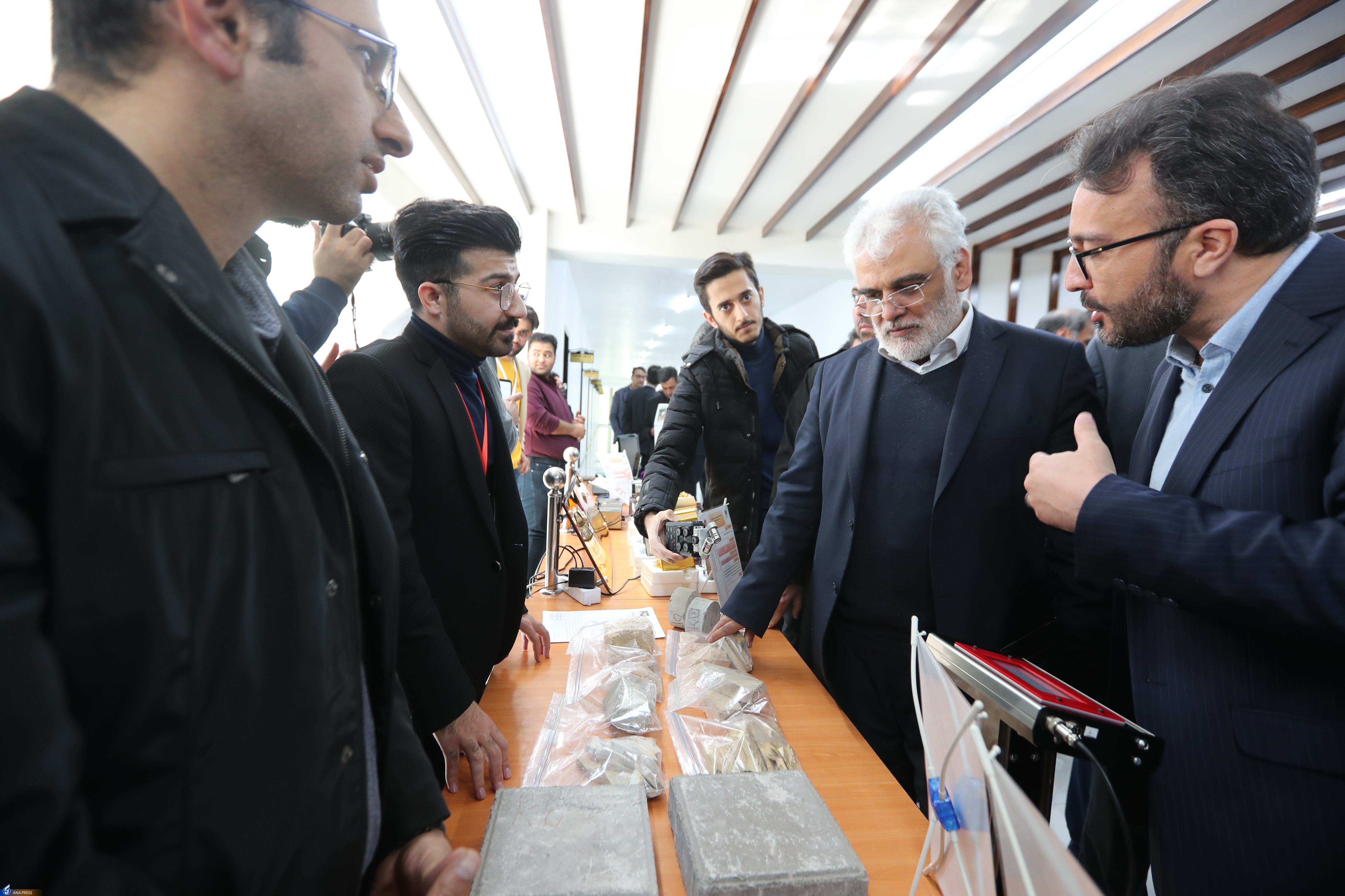 حمایت از ایجاد خط تولید و فروش محصولات فناور