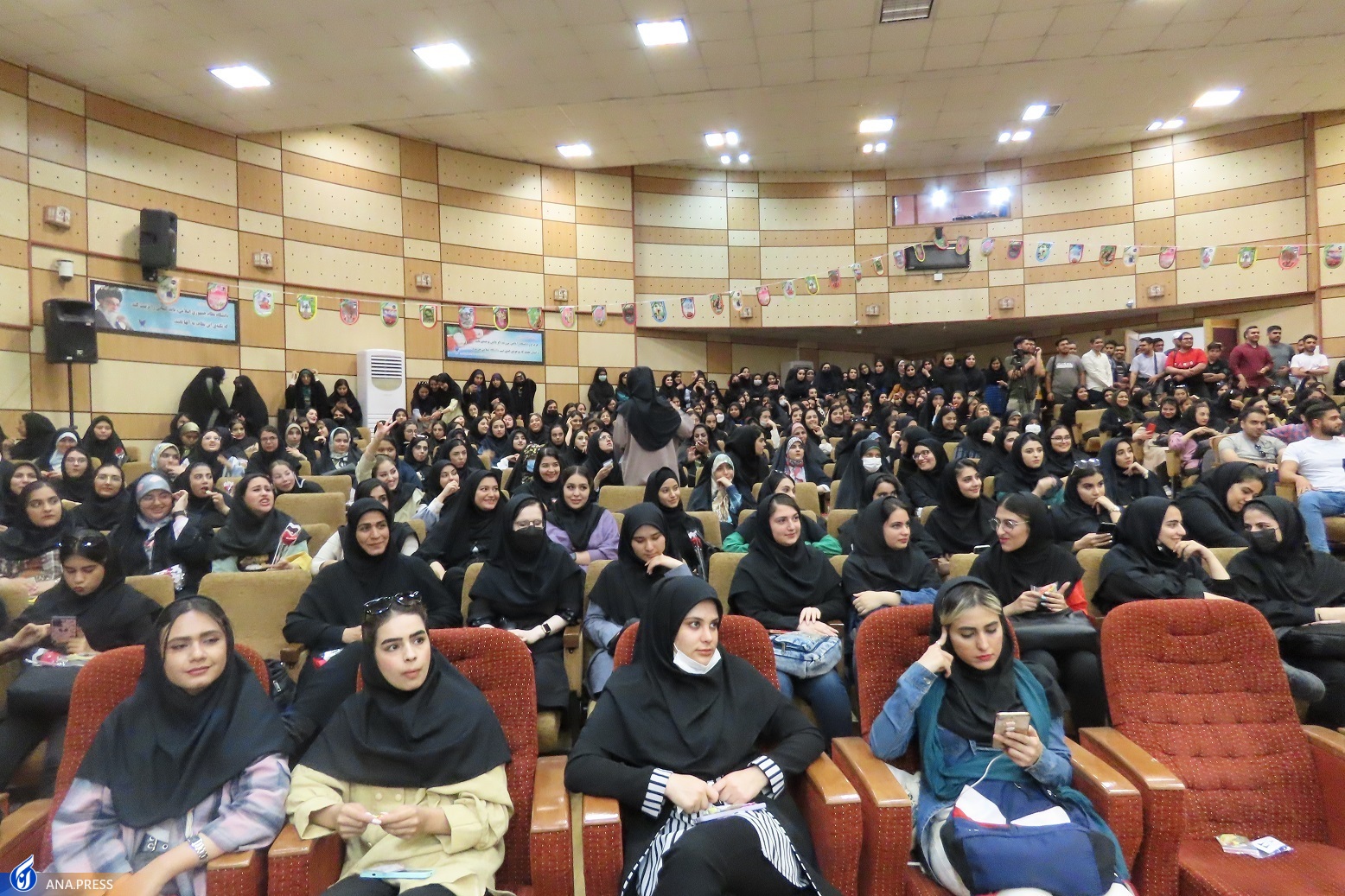 از راه‌اندازی باشگاه فرهنگی و سرای دخترانه تا تجلیل از دختران شهید