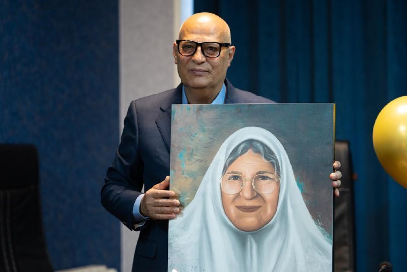 جشنی متفاوت به مناسبت زادروز بنیانگذار گروه صنعتی پژوهشی زر جشنی متفاوت به مناسبت زادروز بنیانگذار گروه صنعتی پژوهشی زر