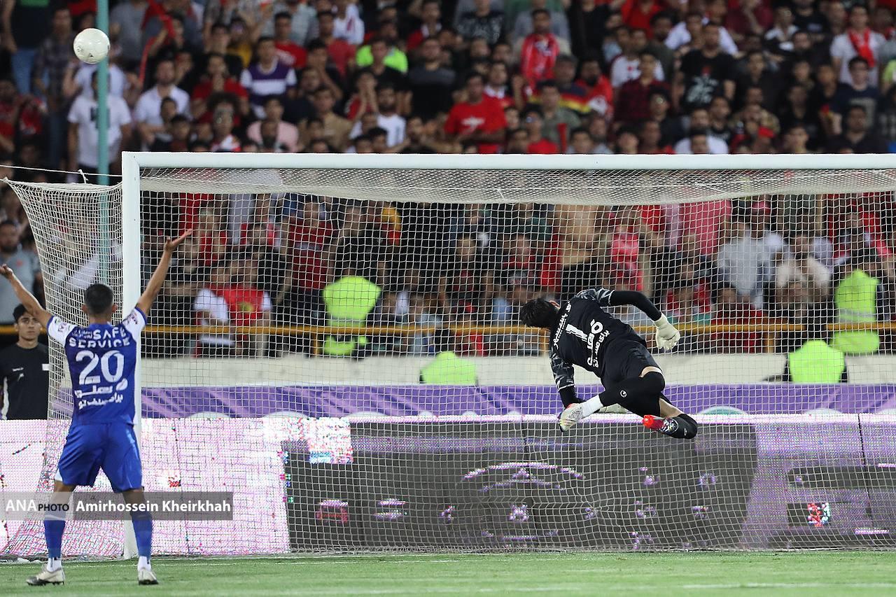 سوپر سیو بیرانوند مانع از تاریخسازی مهاجم استقلال+عکس سوپر سیو بیرانوند مانع از تاریخسازی مهاجم استقلال+عکس