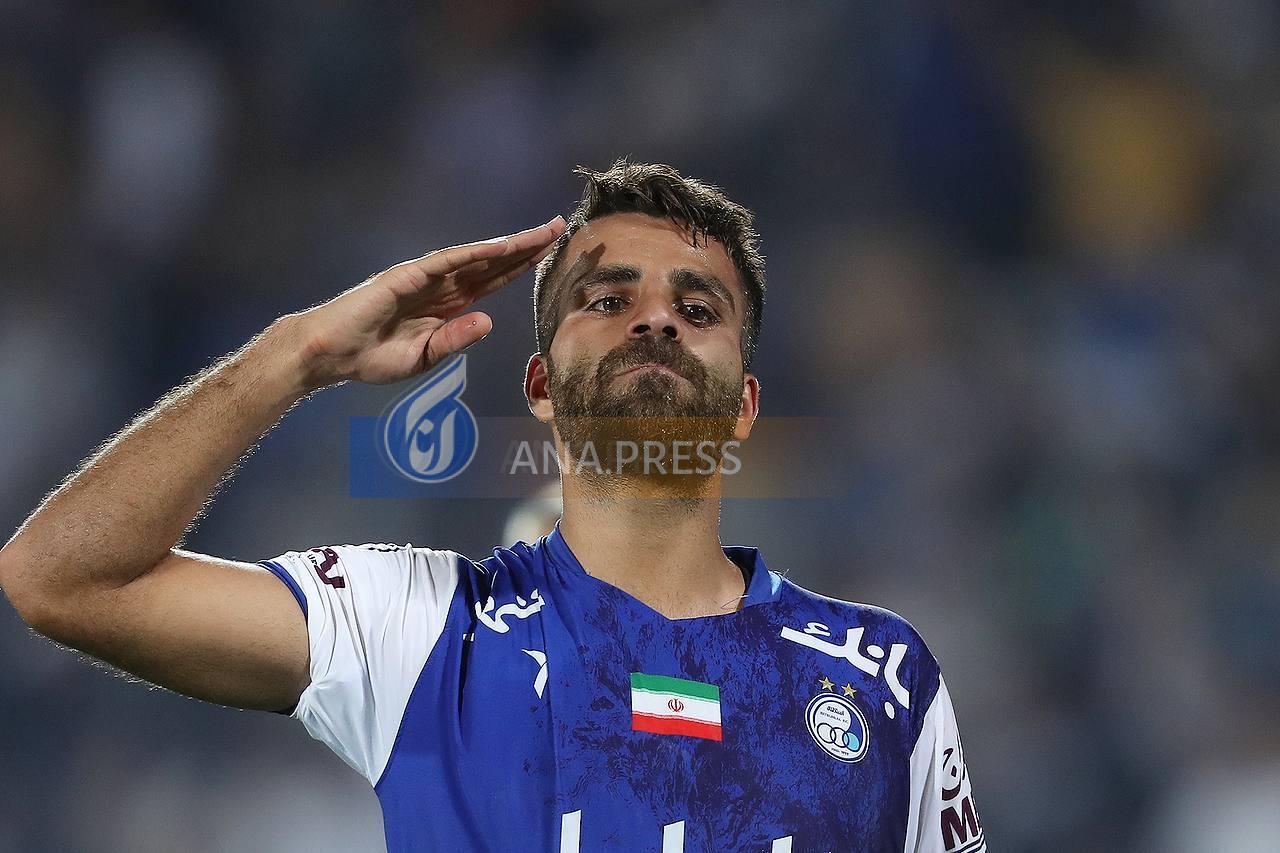 سه گل مدافع استقلال در چهار بازی آخر / مرادمند گل زد، بغض کرد و تعویض شد+ تصاویر سه گل مدافع استقلال در چهار بازی آخر / مرادمند گل زد، بغض کرد و تعویض شد+ تصاویر