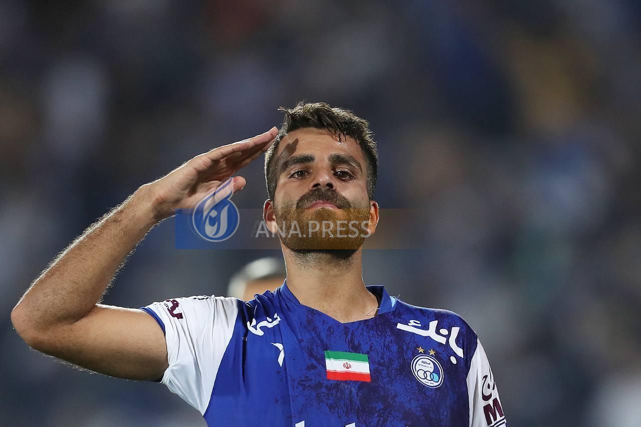 سه گل مدافع استقلال در چهار بازی آخر / مرادمند گل زد، بغض کرد و تعویض شد+ تصاویر