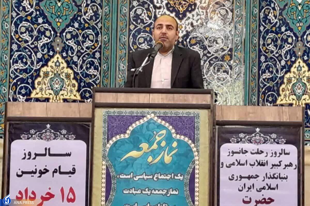 مسئولان از ساده‌زیستی و مردم‌داری امام خمینی(ره) درس بگیرند
