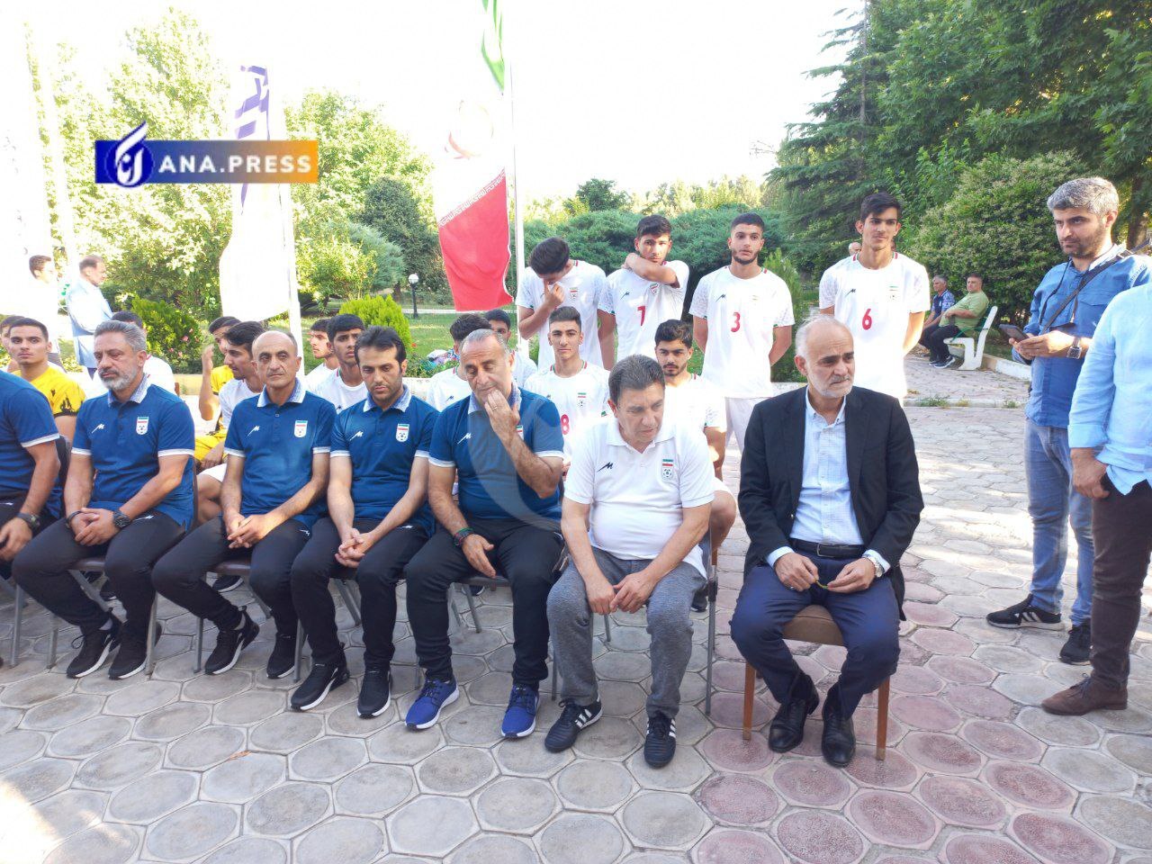 تمرین متفاوت تیم ملی نوجوانان پیش از حضور در جام ملتهای زیر ۱۷ سال آسیا+عکسها و فیلمها تمرین متفاوت تیم ملی نوجوانان پیش از حضور در جام ملتهای زیر ۱۷ سال آسیا+عکسها و فیلمها