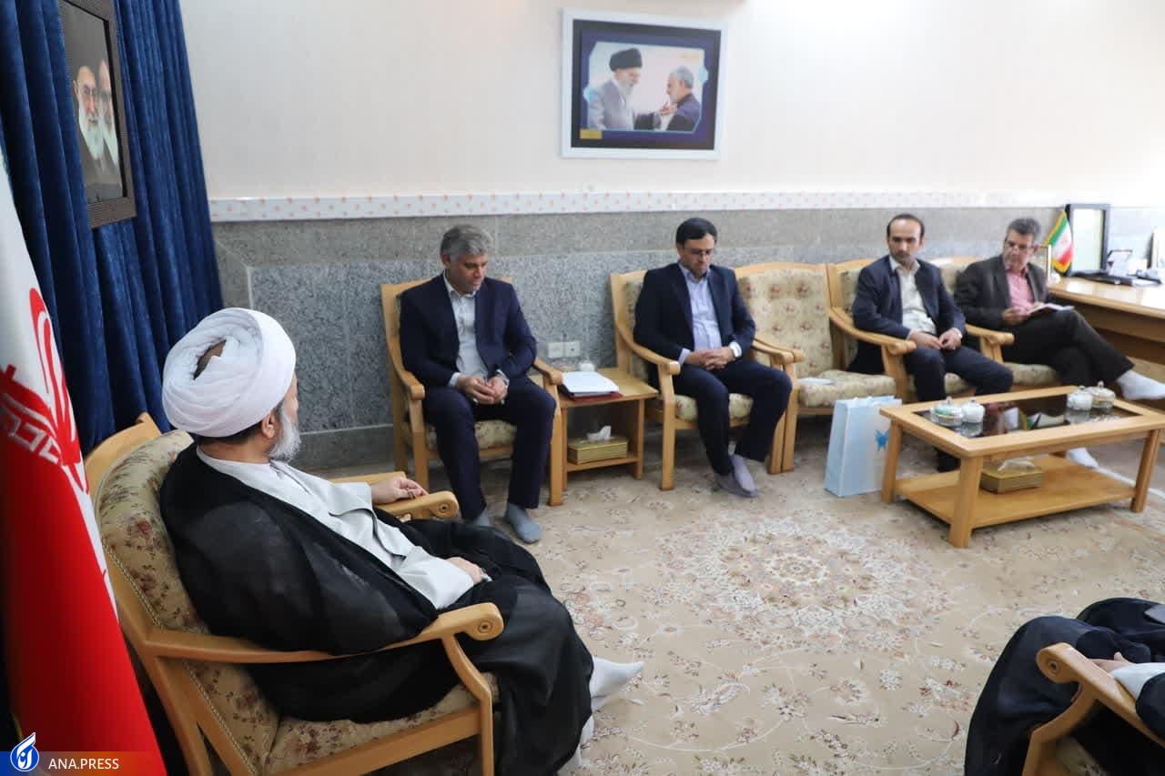 از چاپ کتابچه دومین جشنواره ملی شعر نبوی تا بیان مسائل اجتماعی و فرهنگی با تجلی شعر از چاپ کتابچه دومین جشنواره ملی شعر نبوی تا بیان مسائل اجتماعی و فرهنگی با تجلی شعر