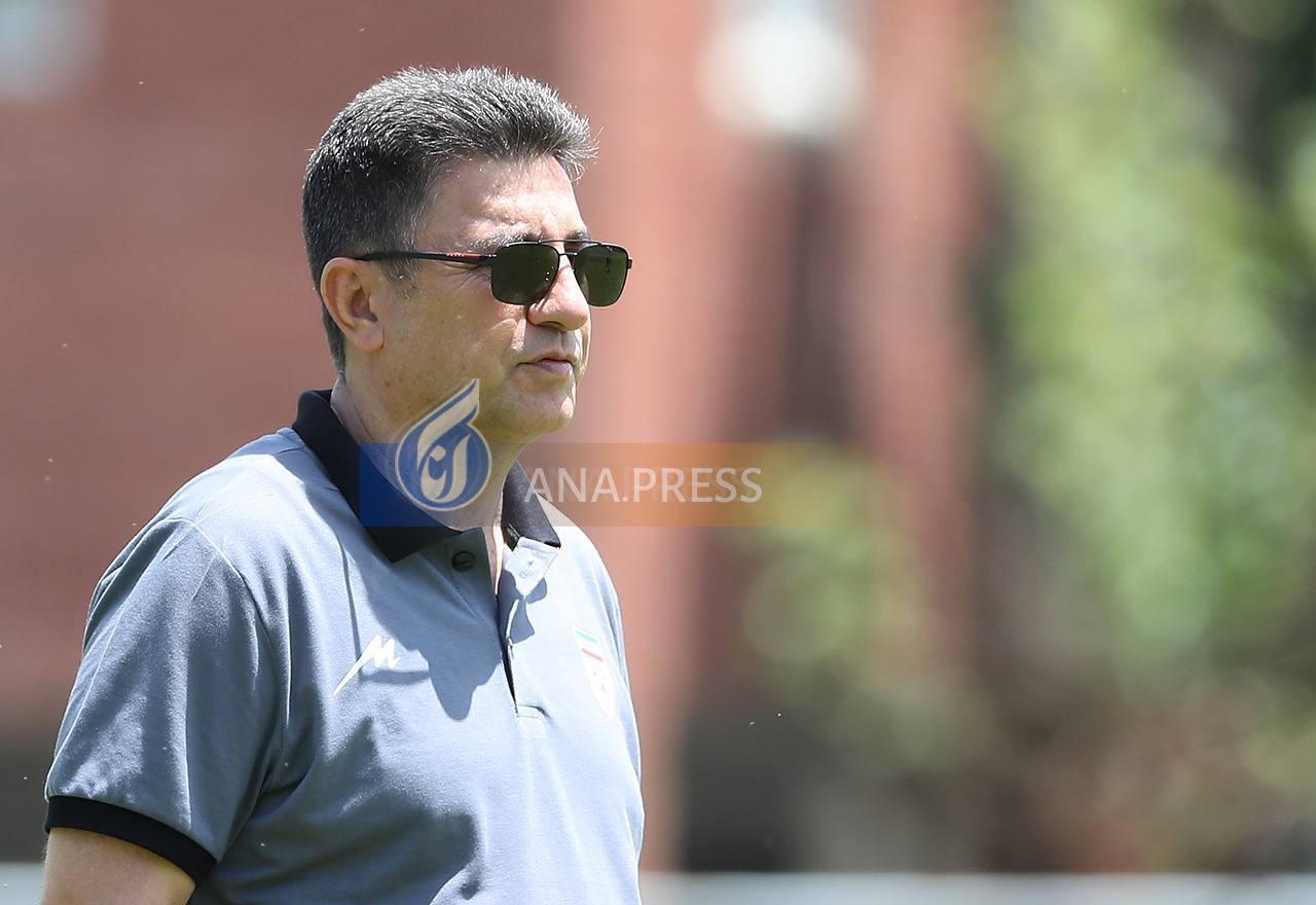 تیپ متفاوت قلعهنویی و کارگرانی که مشغول کار بودند+تصاویر تیپ متفاوت قلعهنویی و کارگرانی که مشغول کار بودند+تصاویر