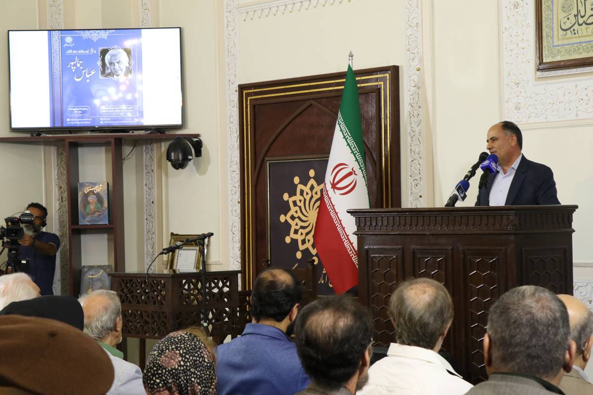 شالویی: «جمالپور» هنرمند جوانمرد و اهل فتوتی است شالویی: «جمالپور» هنرمند جوانمرد و اهل فتوتی است