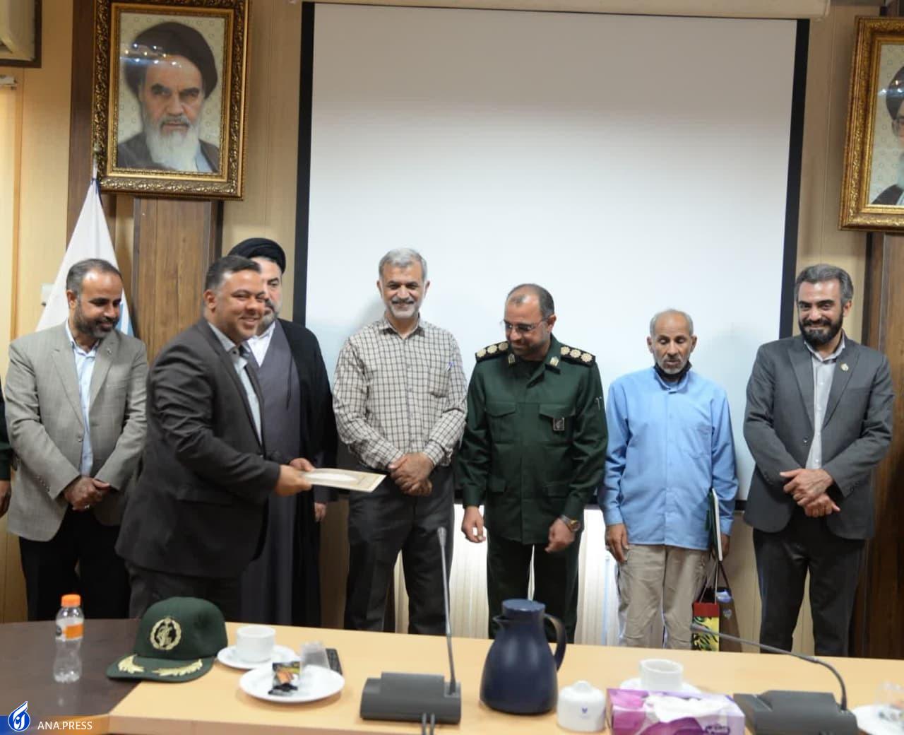 دانشگاه باید پیشران حل مشکلات کشور باشد دانشگاه باید پیشران حل مشکلات کشور باشد