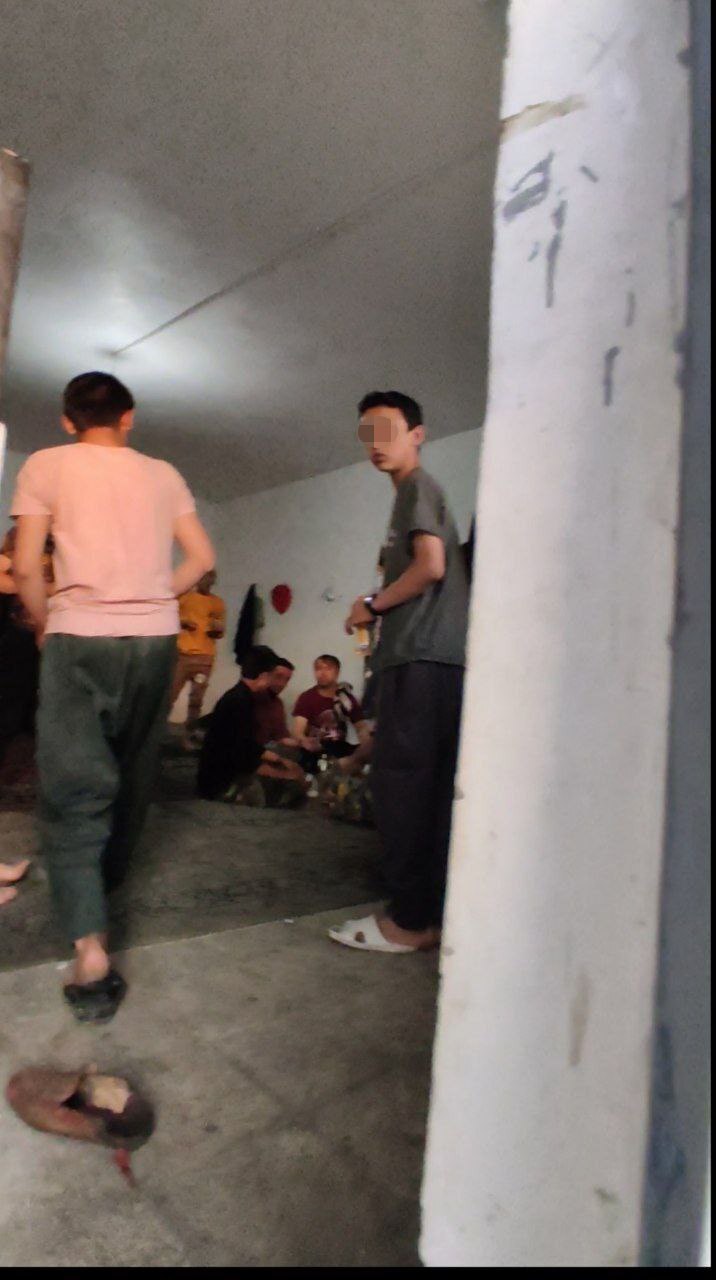 خوابگاه کودکان رفتگر تهرانی که پیمانکار شهرداری آن را برپاکرده است+ فیلم خوابگاه کودکان رفتگر تهرانی که پیمانکار شهرداری آن را برپاکرده است+ فیلم