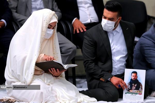 قرائت خطبه عقد خواهر شهید مدافع حرم «مجیدقربانخانی» توسط رهبر انقلاب قرائت خطبه عقد خواهر شهید مدافع حرم «مجیدقربانخانی» توسط رهبر انقلاب