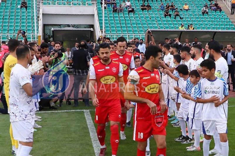 زوایای جدید از تونل افتخار بازیکنان هوادار برای پرسپولیسی‌ها+ تصاویر