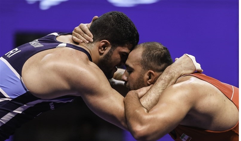 بررسی عملکرد وزن پر مدعی و پرحاشیه در ارومیه؛ کشتیگیری که با یک باخت سوم جام تختی شد! بررسی عملکرد وزن پر مدعی و پرحاشیه در ارومیه؛ کشتیگیری که با یک باخت سوم جام تختی شد!