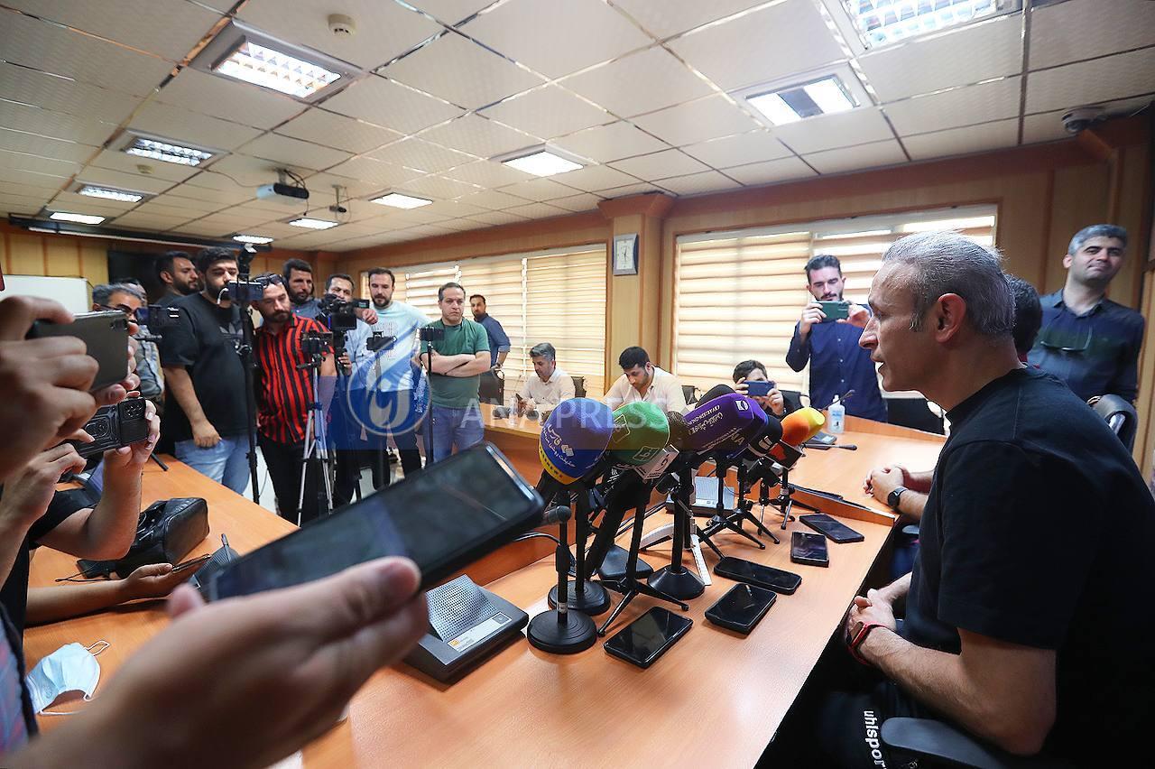 تصاویری از نشست خبری دربی ۱۰۱ با حضور گل‌محمدی