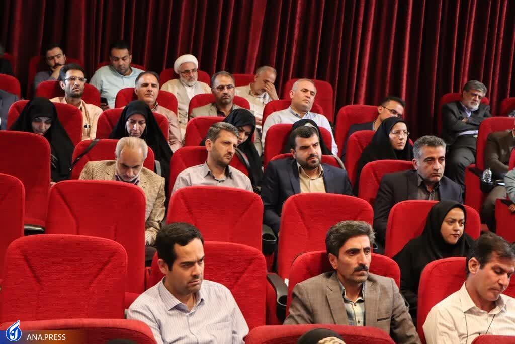 اجلاس سراسری کانونهای بسیج اساتید دانشگاه آزاد در ایستگاه نهم اجلاس سراسری کانونهای بسیج اساتید دانشگاه آزاد در ایستگاه نهم