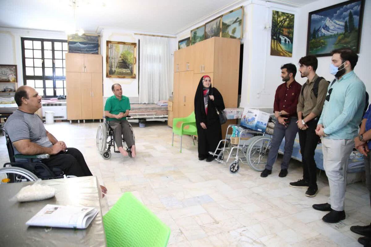 اهدای تجهیزات پزشکی مورد نیاز جانبازان از سوی جهاد دانشگاهی علوم پزشکی شهید بهشتی