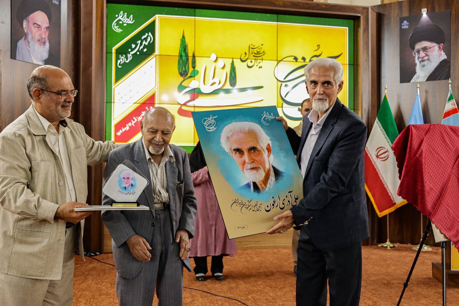 حداد عادل: برای زبان فارسی در صداوسیما یک معاونت ایجاد شود