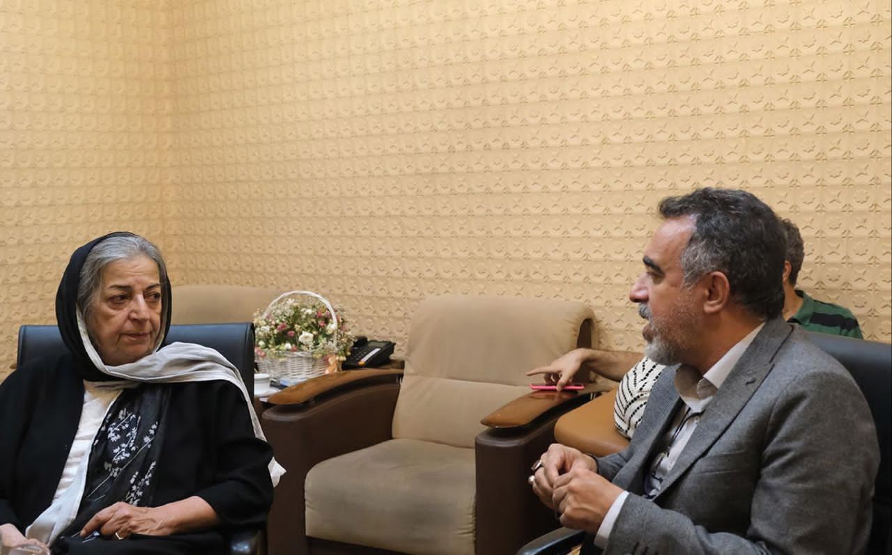 پیشکسوتهای عروسکی به جشنواره تئاتر آمدند پیشکسوتهای عروسکی به جشنواره تئاتر آمدند