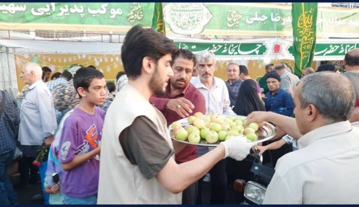 جشنی خانوادگی به طول ۱۰ کیلومتر در عید غدیر +عکس