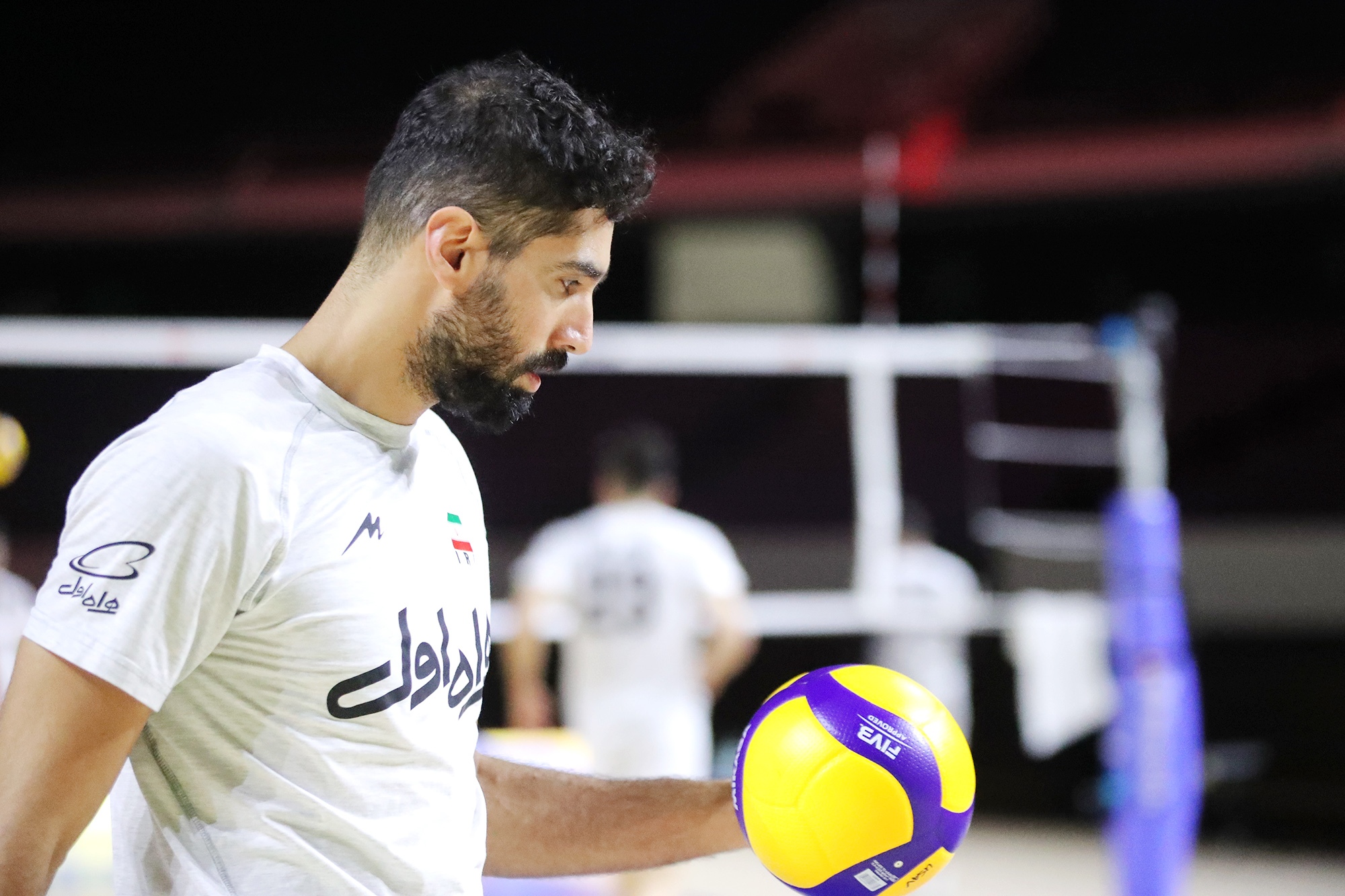 تحقیر زیر تور والیبال/ لشکر ناکام، از هم پاشیده و بی ستاره؛ بدترین تیم تاریخ!