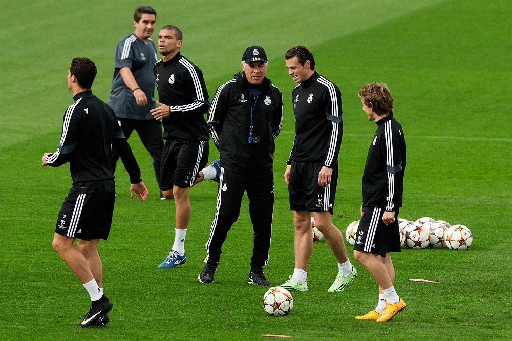 کارلتو آماده آخرین رزم می‌شود؛ آنچلوتی ماموری برای تحقق رویای قهرمانی سرزمین سامبا، قهوه و فوتبال 