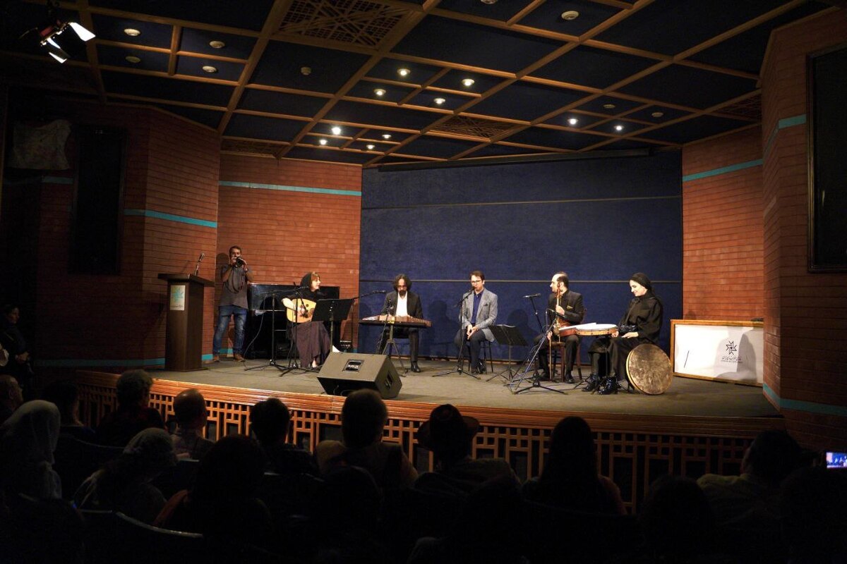 «آویشن و اندوه» بیان و نگاه جدیدی را در موسیقی ایرانی ارائه می‌دهد