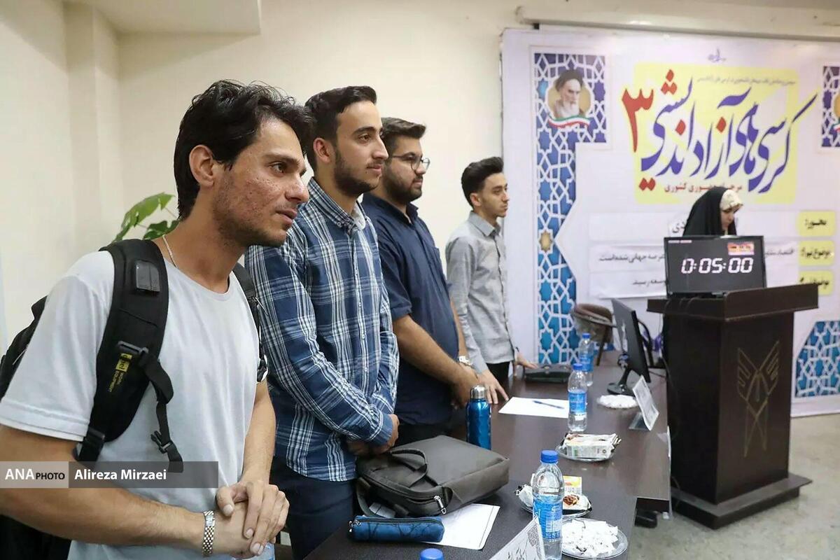 کرسی‌های آزاداندیشی، تقویت‌کننده مشارکت مردم در انتخابات  دانشگاه آزاد در برگزاری کرسی‌ها با قدرت ظاهر شد