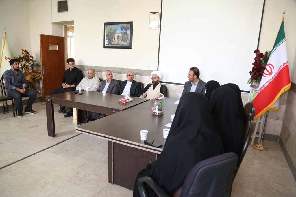 دبیرخانه سومین جشنواره علمی امامت و مهدویت در دانشگاه آزاد کرمانشاه گشایش یافت دبیرخانه سومین جشنواره علمی امامت و مهدویت در دانشگاه آزاد کرمانشاه گشایش یافت