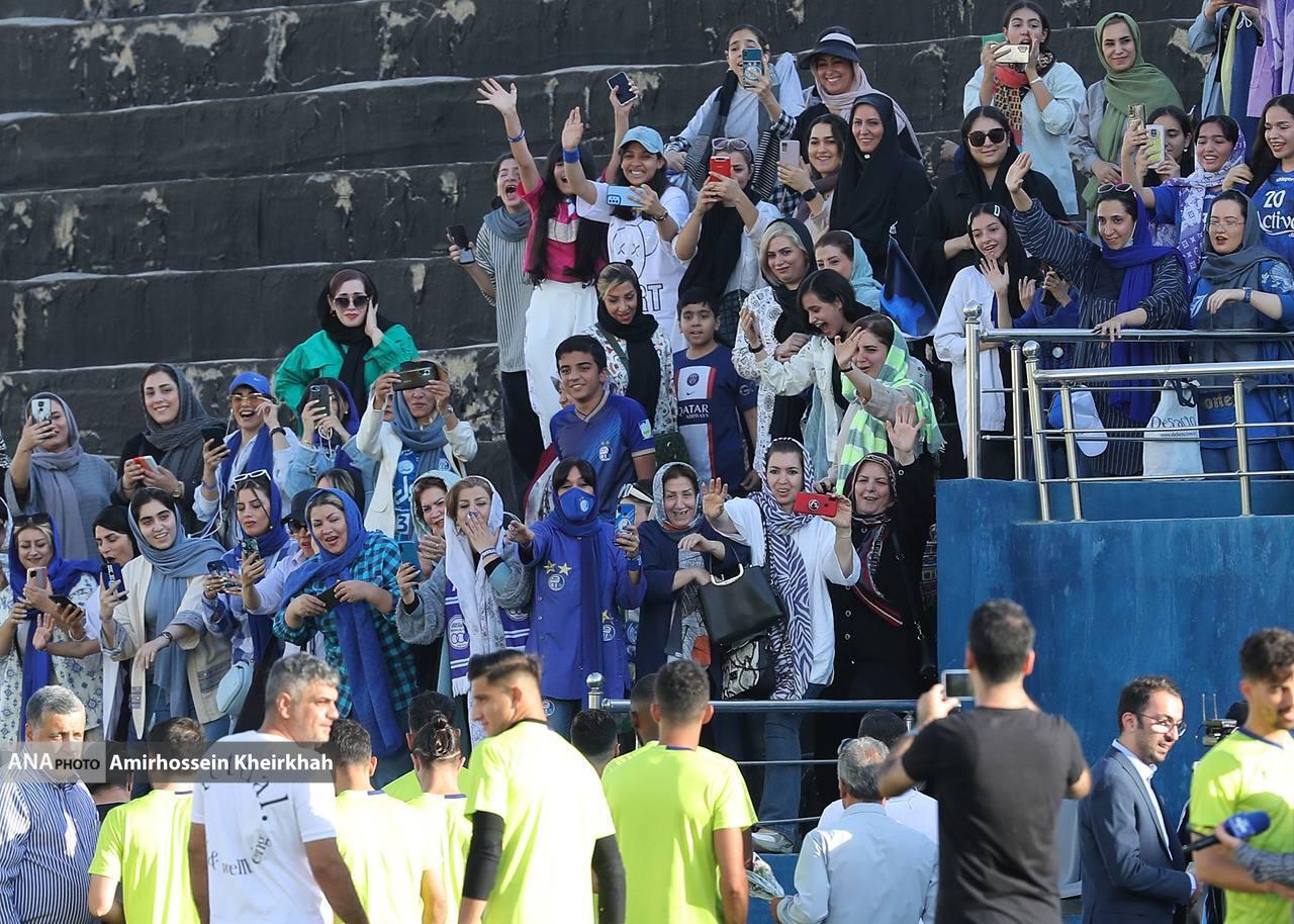 گزارش تصویری از اولین تمرین تیم فوتبال استقلال زیر نظر نکونام گزارش تصویری از اولین تمرین تیم فوتبال استقلال زیر نظر نکونام