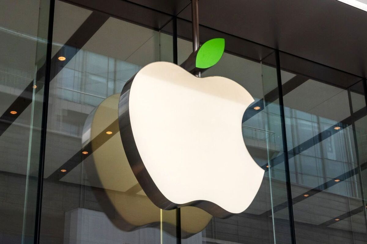 اپل ۱۰۰ اپلیکیشن شبیه به چت جی‌پی‌تی را در چین حذف کرد