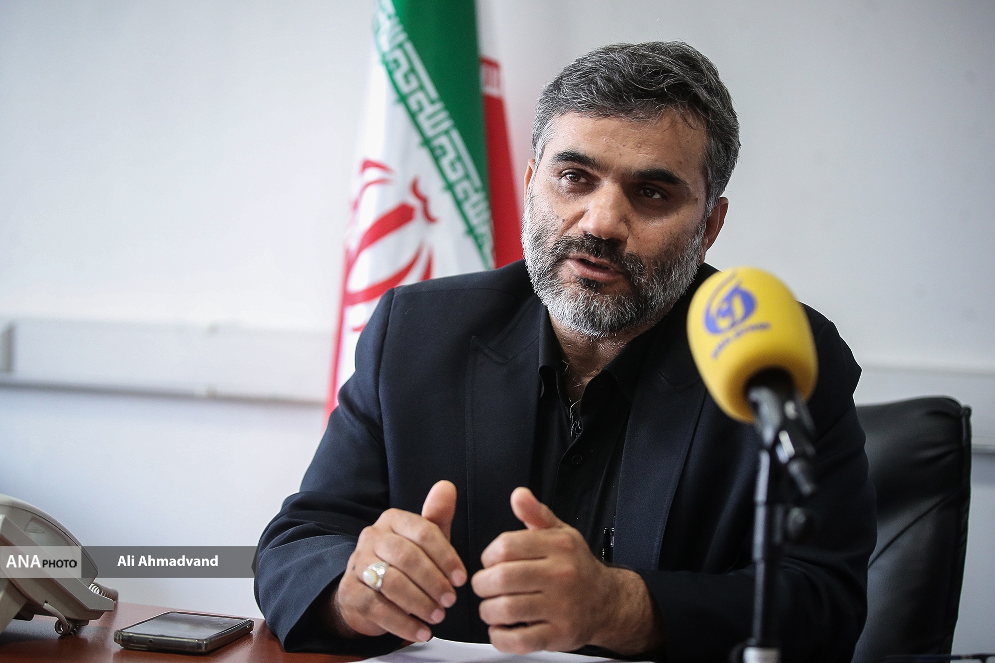 لزوم تغییر قوانین کشور در زمینه نگهداشت نخبگان/ نگهداشت نیروی انسانی از مسیر سازمان اداری استخدامی چالشهایی را به وجود آورد/ درصدد حذف بروکراسی اداری در جذب نیروی انسانی هستیم لزوم تغییر قوانین کشور در زمینه نگهداشت نخبگان