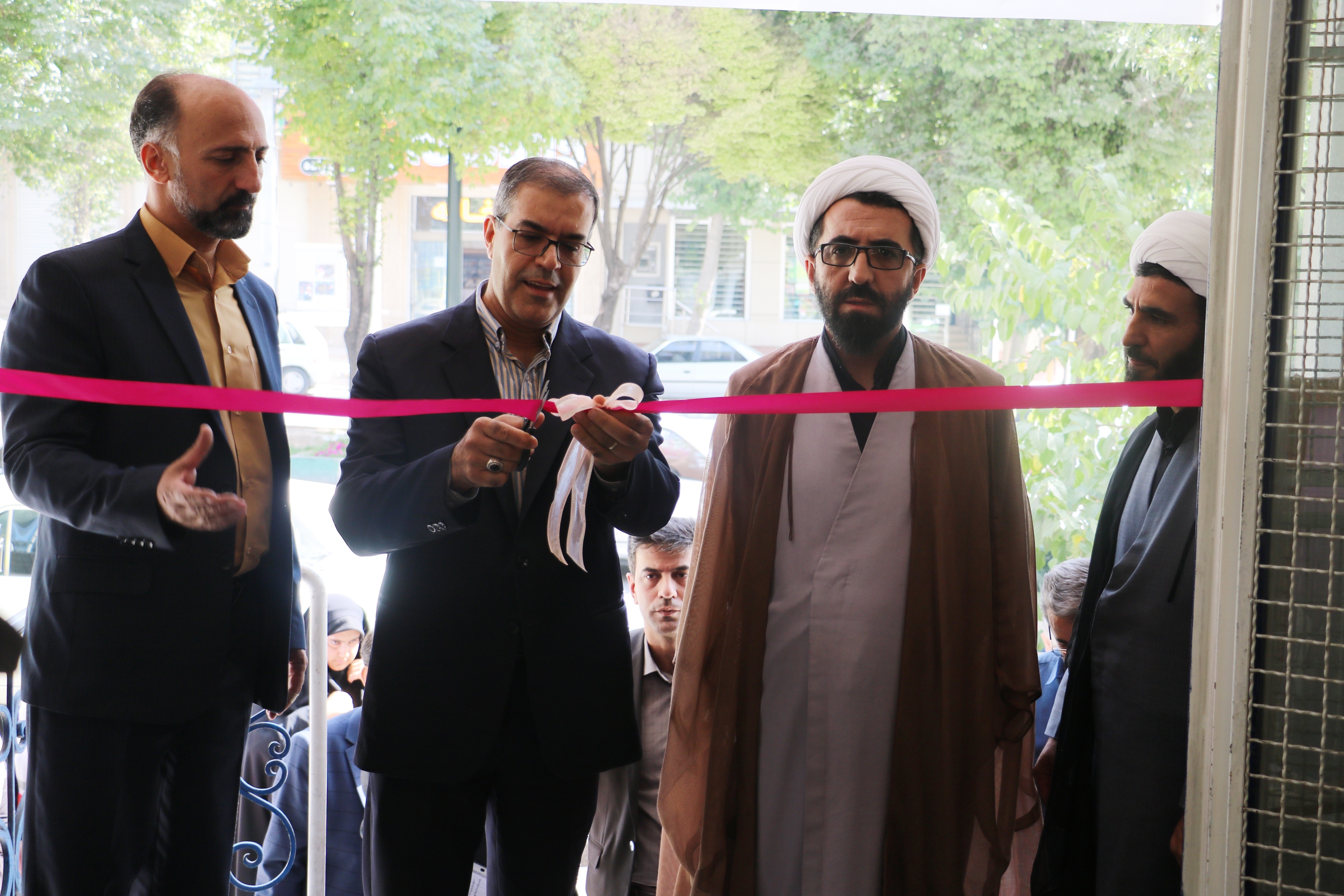 مرکز مشاوره تحصیلی و انتخاب رشته رایگان دانشگاه آزاد شهرکرد با چه هدفی گشایش یافت؟ مرکز مشاوره تحصیلی و انتخاب رشته رایگان دانشگاه آزاد شهرکرد با چه هدفی گشایش یافت؟