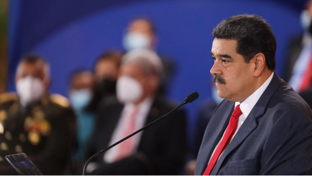 «مادورو» از سکوت اروپا در قبال هتک حرمت قرآن کریم انتقاد کرد