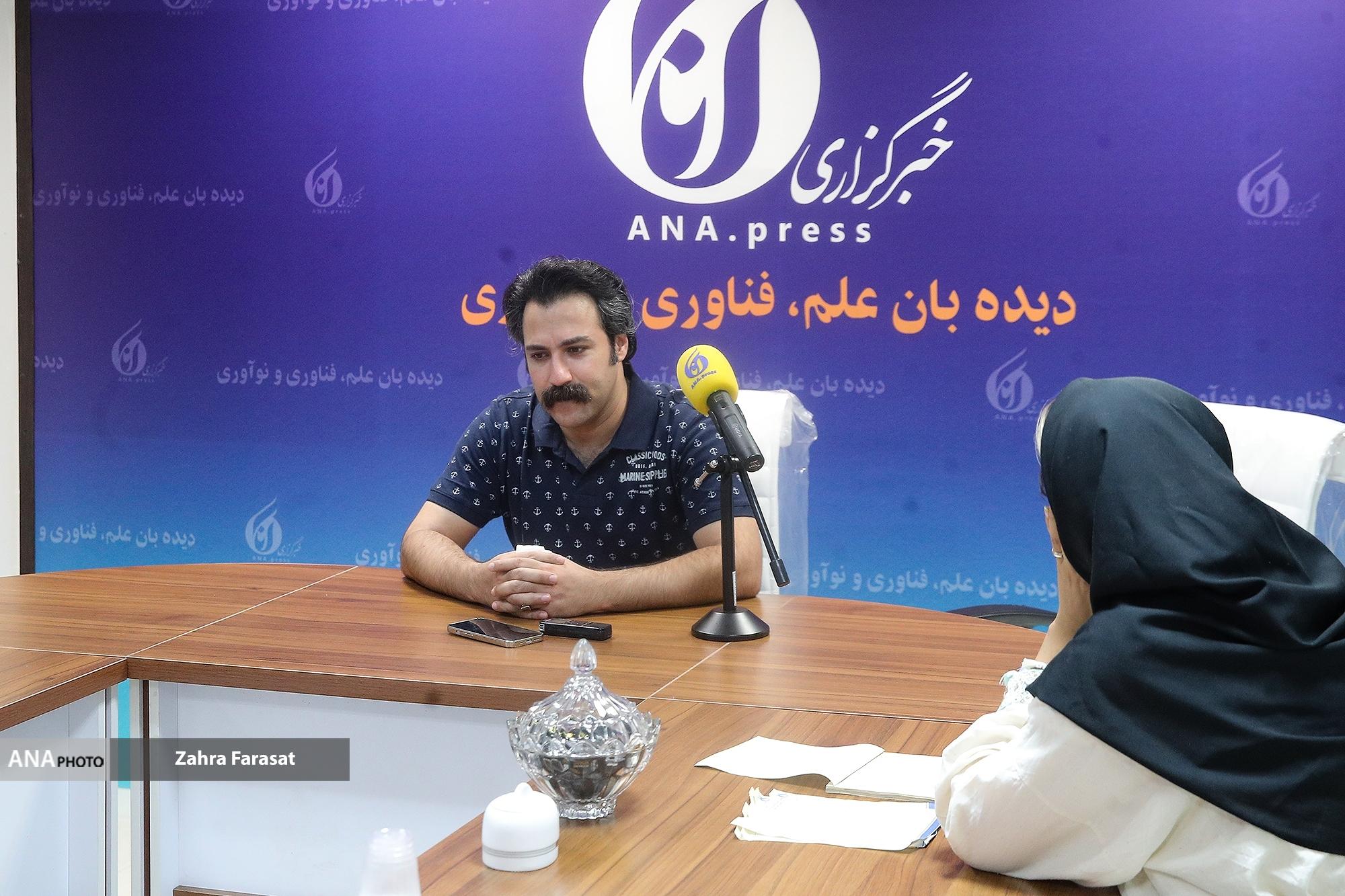 گرایش مردم به سمت موسیقی پاپ است/ ذائقه جامعه را رسانه ها خط دهی می کنند+ فیلم