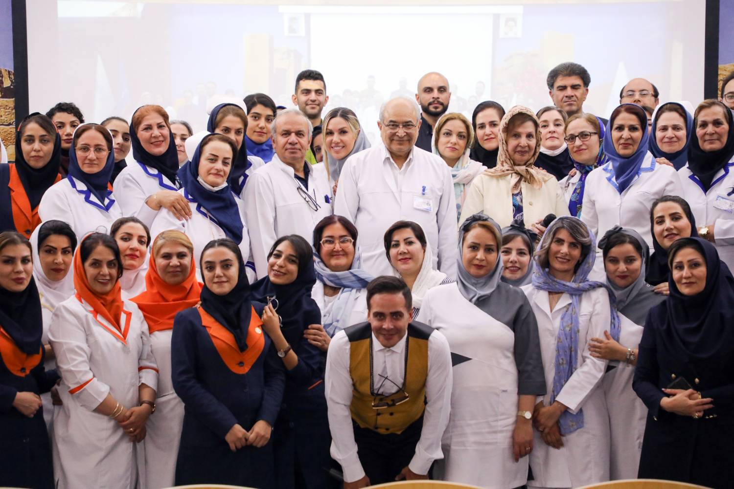 افتتاح مجموعه کلینیکهای تخصصی سلامت بیمارستان صارم افتتاح مجموعه کلینیکهای تخصصی سلامت بیمارستان صارم