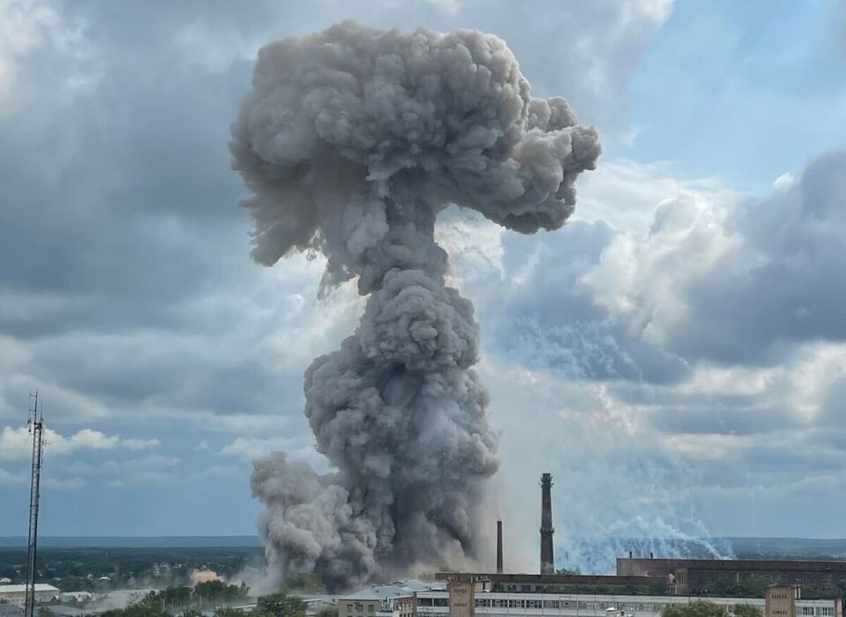 انفجار در کارخانه تولید تجهیزات نظامی روسیه با ۲۵ مجروح