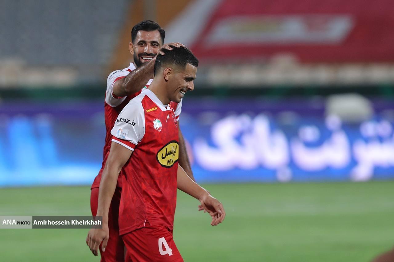 از معطلی خبرنگاران تا برگزاری یک بازی سرد در آزادی+تصاویر از معطلی خبرنگاران تا برگزاری یک بازی سرد در آزادی+تصاویر