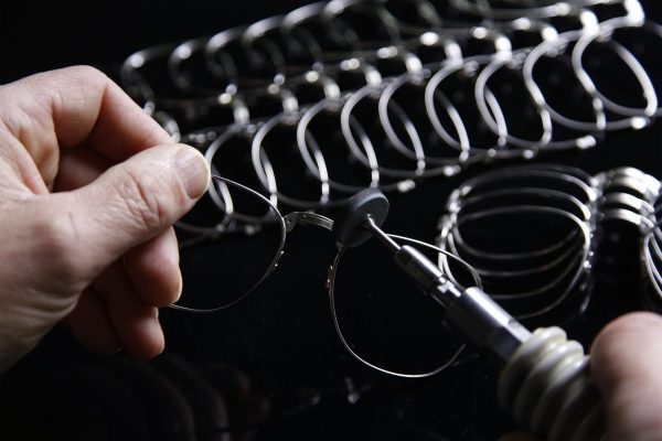 ورود دانشبنیانها به تولید عدسی عینک عدسی عینک