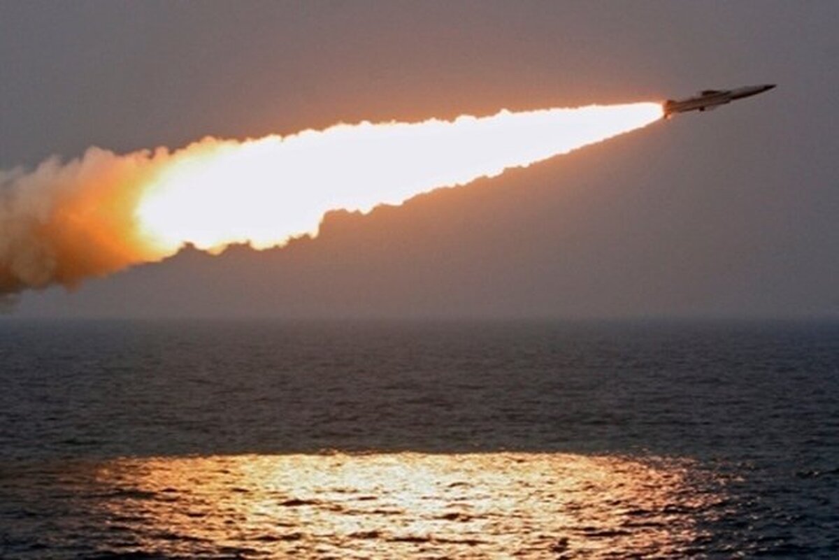 تجهیز زیردریایی‌های هسته‌ای روسیه به موشک مافوق صوت «زیرکان»