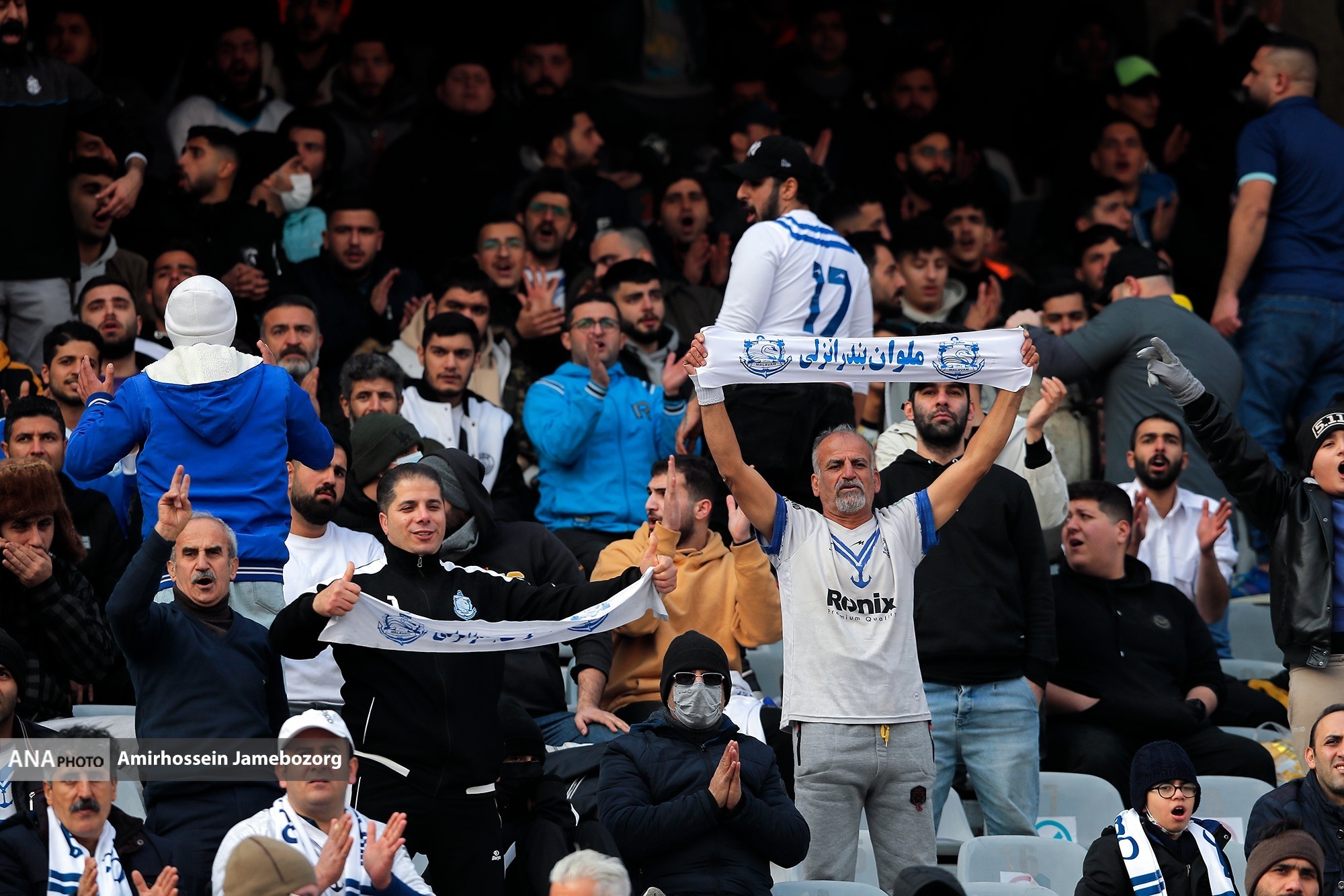 مرور اتفاقات آخرین تقابل استقلال و ملوان| از عصای دروازه‌بان مصدوم آبی‌پوشان تا اعتراض ‌های سرمربی انزلی‌چی‌ها+عکس