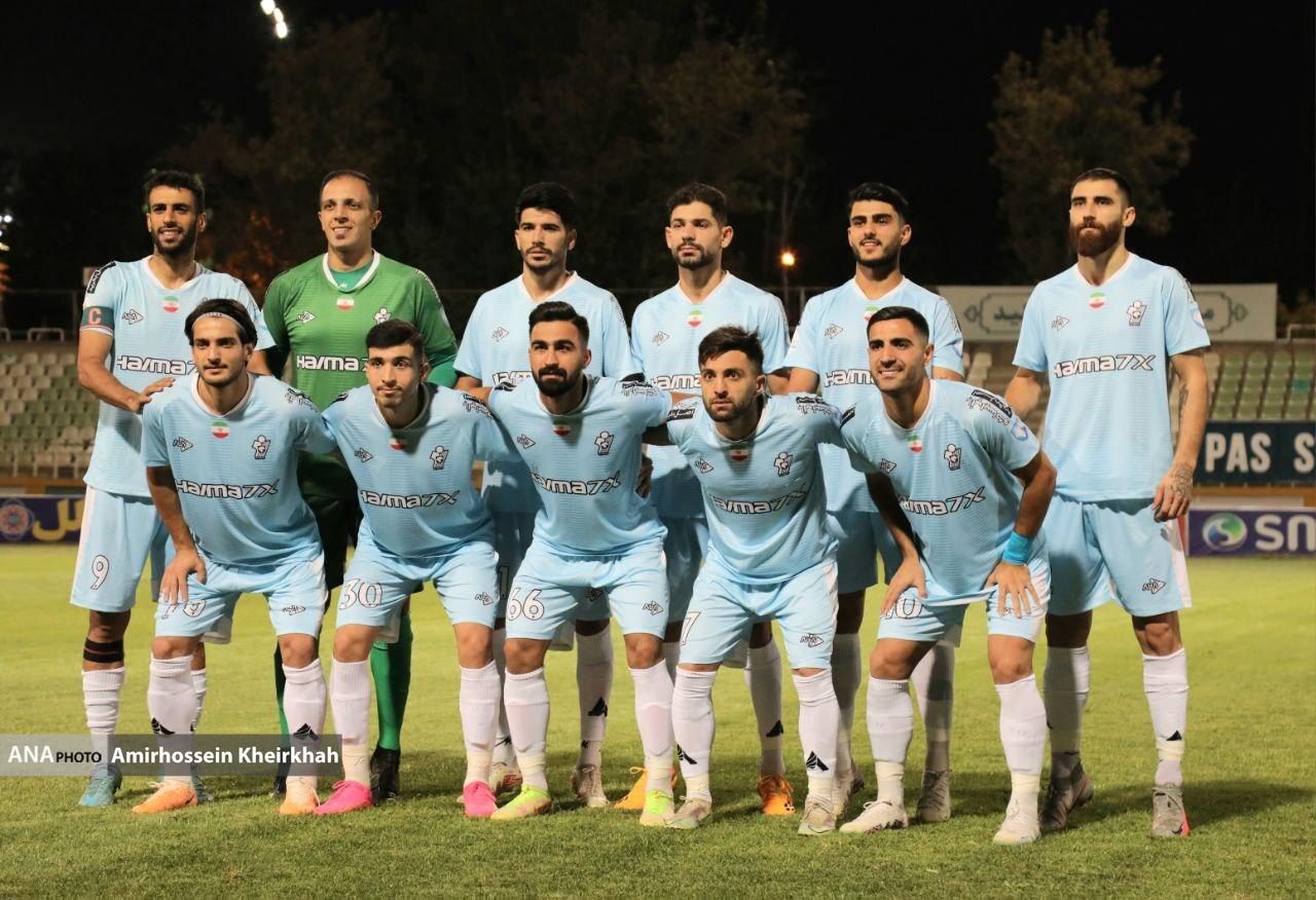 گزارش تصویری از دیدار پیکان و گل گهر در روز تقدیر از سامان فلاح و حضور 8 شاکی و هاشمیان در ورزشگاه! گزارش تصویری از دیدار پیکان و گل گهر در روز تقدیر از سامان فلاح و حضور 8 شاکی و هاشمیان در ورزشگاه!