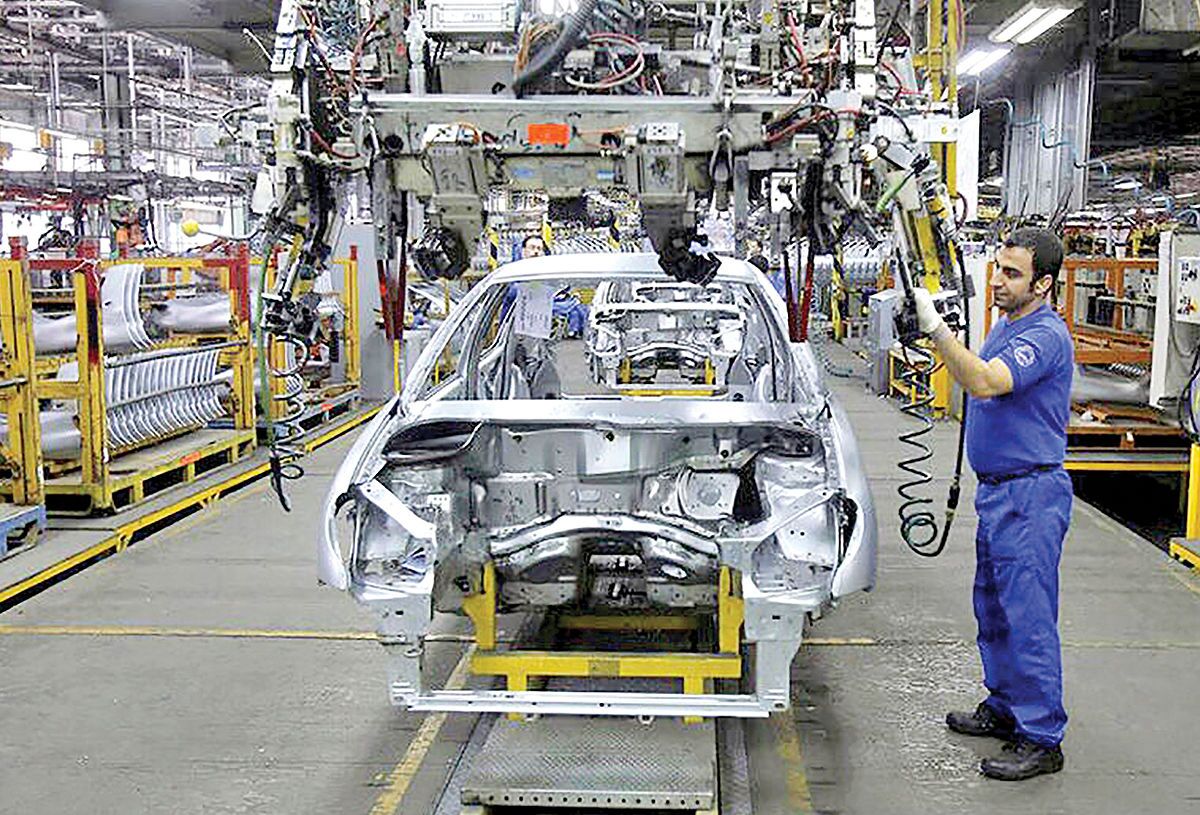 کاهش نیازهای ارزی با تولید فناورانه خودروساز