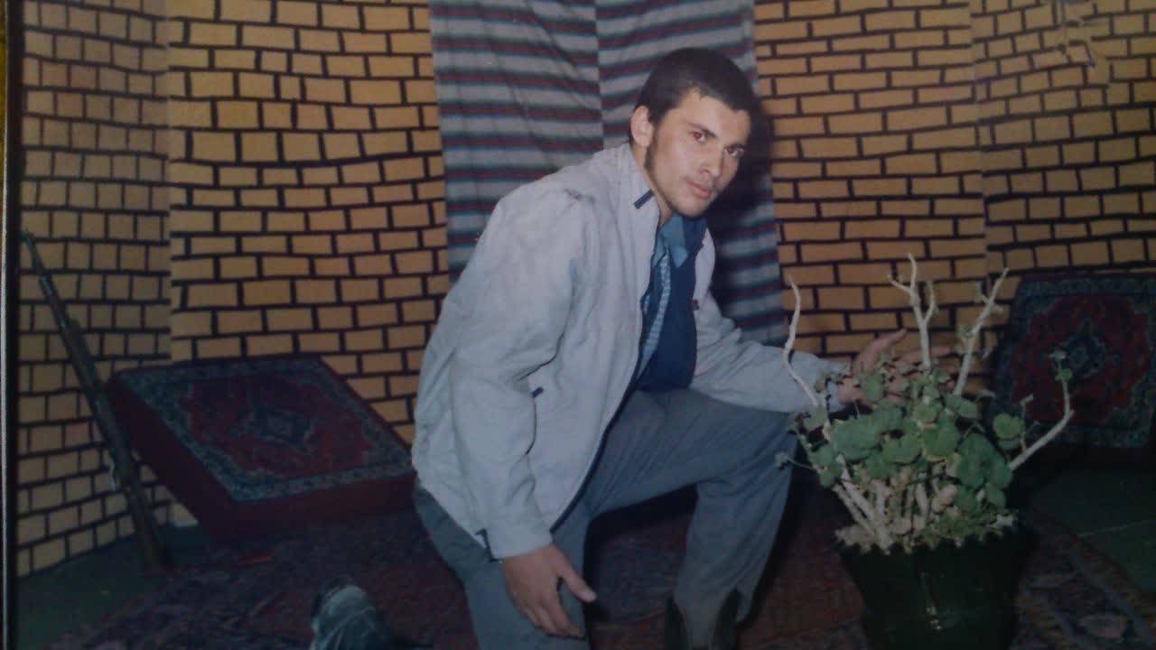 دانشآموزی که با دیدن جنایت صدام و ضدانقلاب نتواست آرام باشد دانشآموزی که با دیدن جنایت صدام و ضدانقلاب نتواست آرام باشد