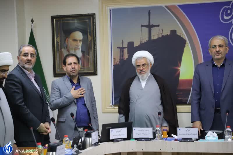 مأموریت در حوزه اقتصاد دریامحور به دانشگاه آزاد هرمزگان محول شده است مأموریت در حوزه اقتصاد دریامحور به دانشگاه آزاد هرمزگان محول شده است