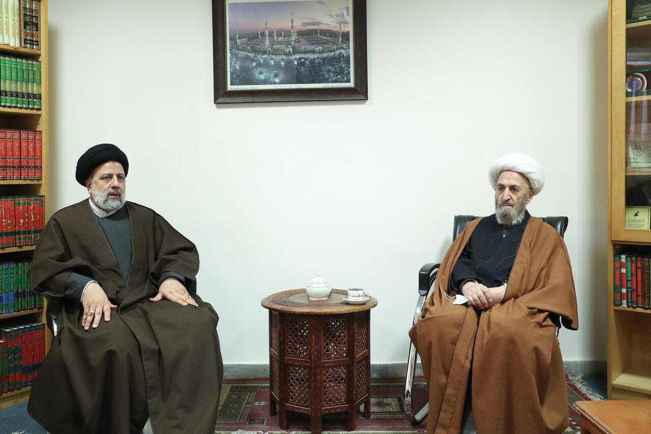 رئیسی: سفره مردم دغدغه همیشگی دولت است/ نوری همدانی: تلاش برای کاستن مشکلات اقتصادی بیشتر شود