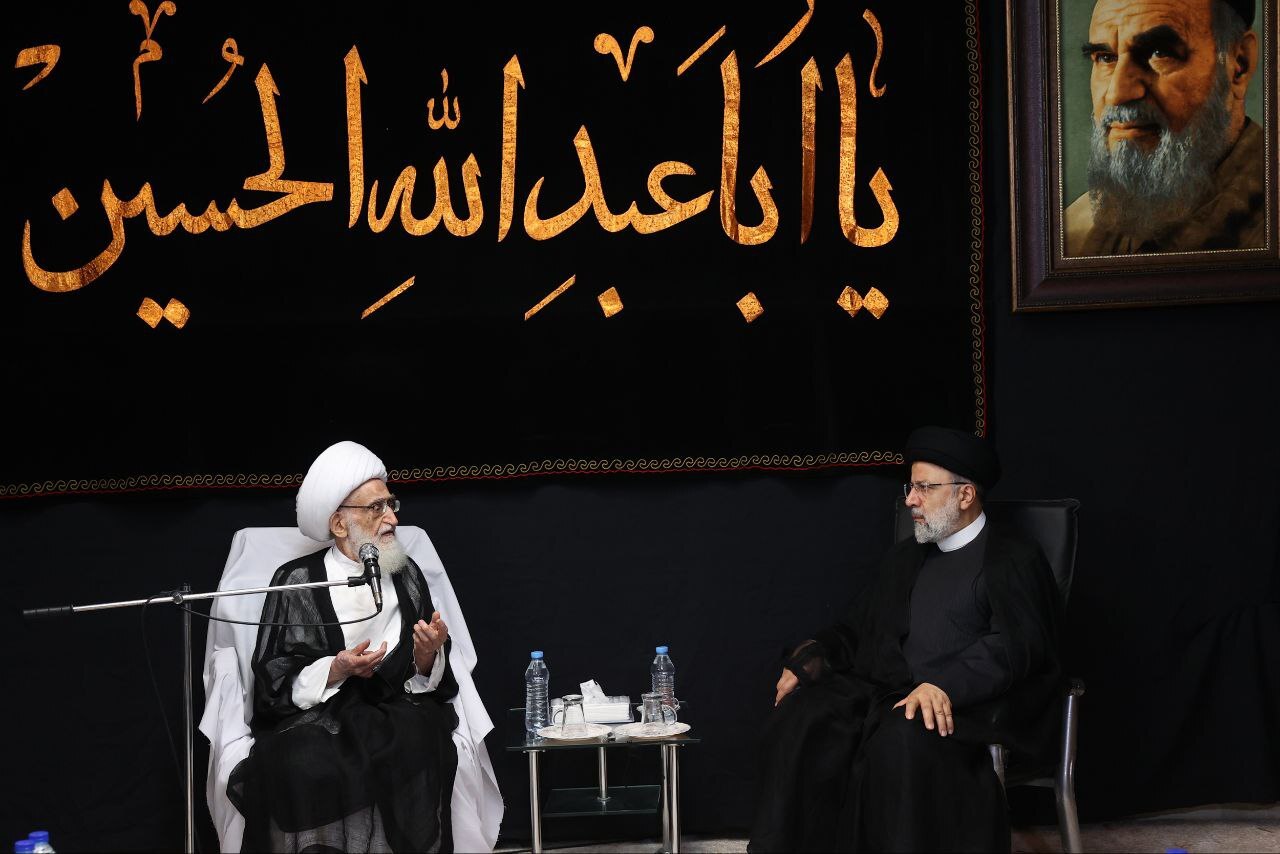 رئیسی: سفره مردم دغدغه همیشگی دولت است/ نوری همدانی: تلاش برای کاستن مشکلات اقتصادی بیشتر شود رئیسی: سفره مردم دغدغه همیشگی دولت است/ نوری همدانی: تلاش برای کاستن مشکلات اقتصادی بیشتر شود